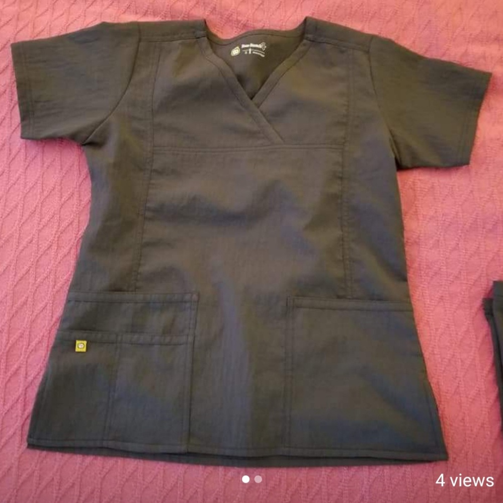 Wonder wink 4 way stretch scrub set